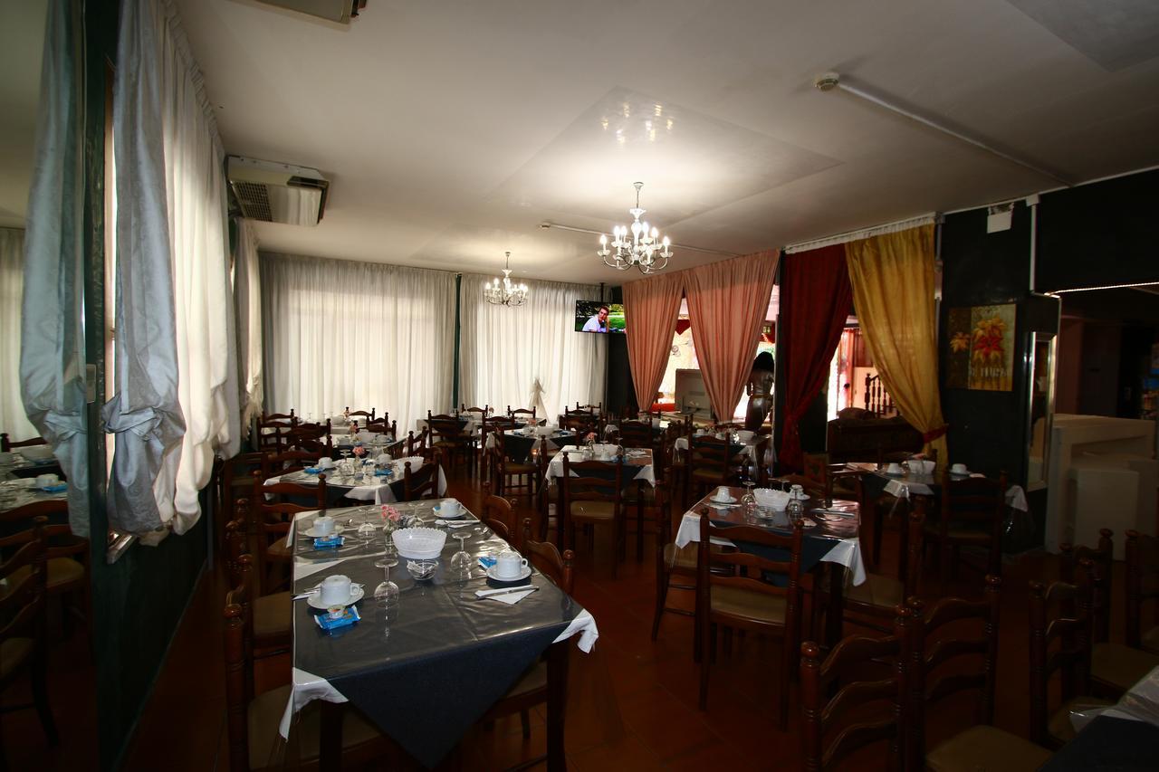 Hotel Emanuela Rimini Zewnętrze zdjęcie