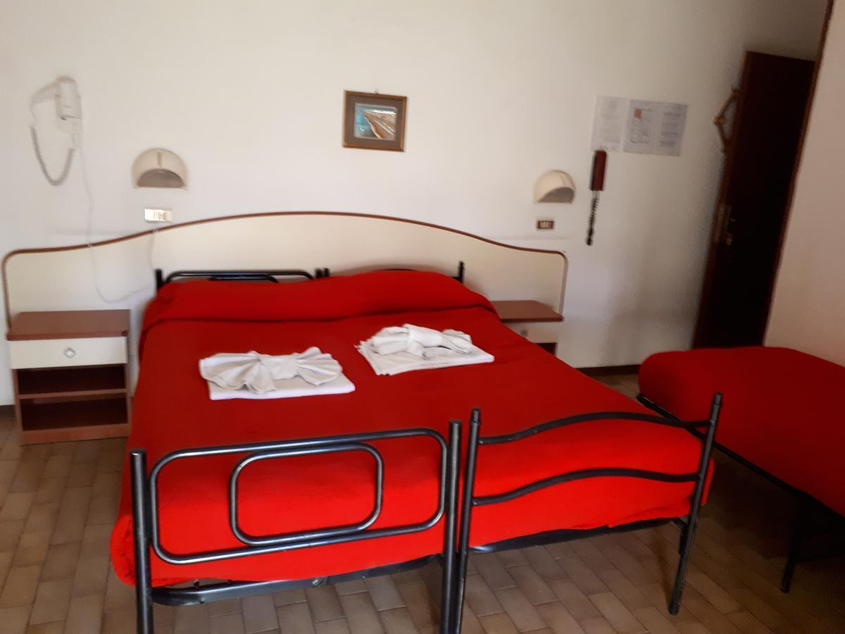 Hotel Emanuela Rimini Zewnętrze zdjęcie