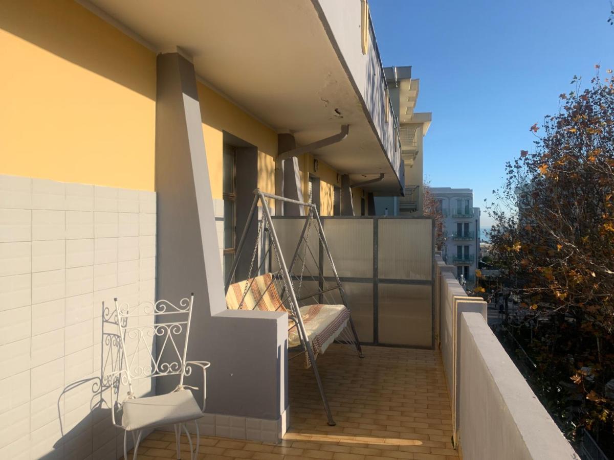 Hotel Emanuela Rimini Zewnętrze zdjęcie